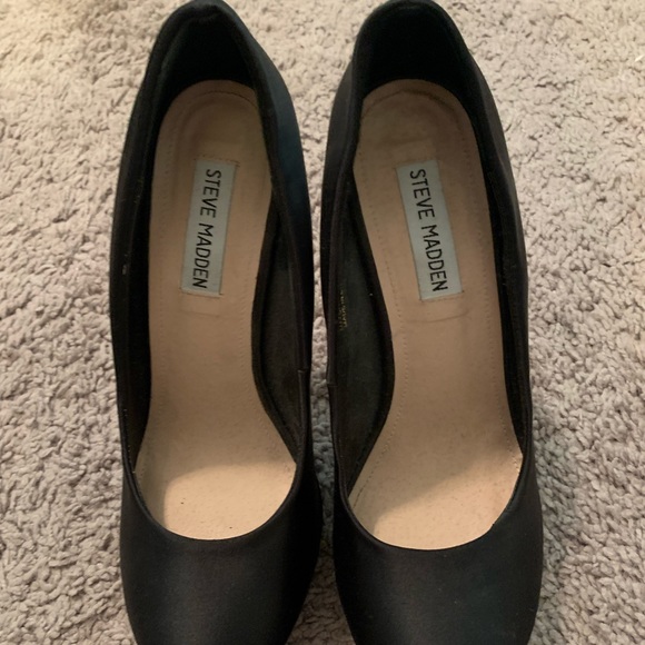 Perfect Party Pumps!! Steve Madden Swarovski Pumps - Picture 4 of 6